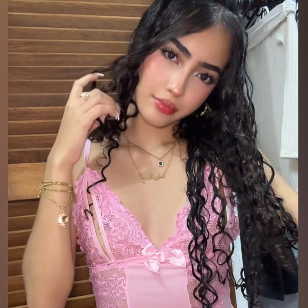 Sweetiny, Skinnycurly - 3some - Sextape