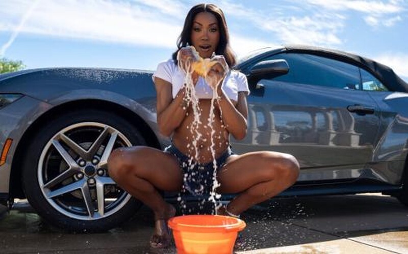 Leilani Li - Soap Her Up & Spread That Ass [FullHD 1080P]  (BrazzersExxtra)