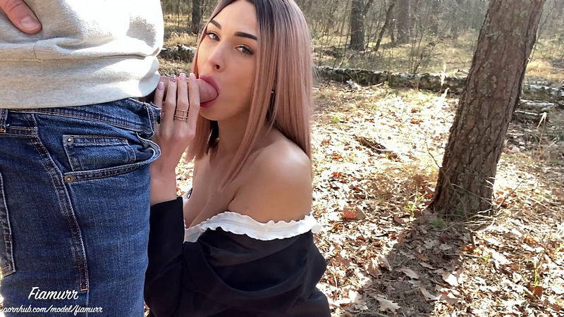Fiamurr Risky Public Sex In The Park With My Best Friend [Onlyfans] (FullHD 1080p)