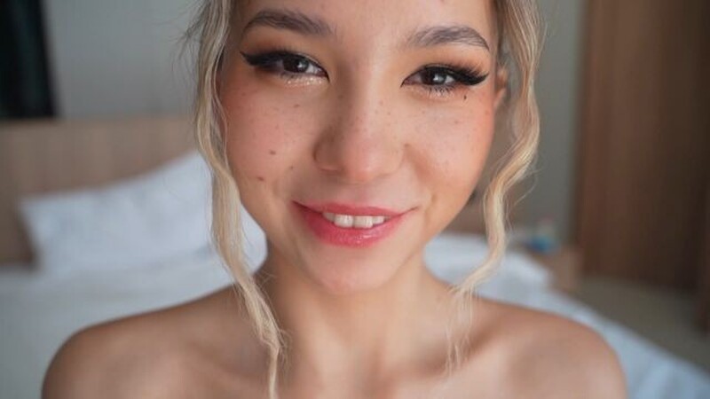 LilKarina2 - Stunning blonde and her tight pussy [FullHD 1080P]