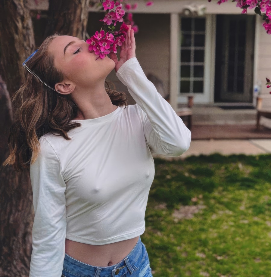 Эротический массаж для подруги моей девушки Эротический массаж для подруги моей девушки