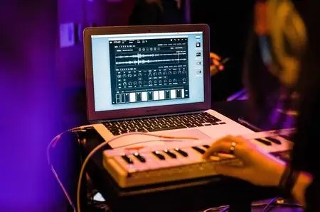 [Obrazek: 13da472465b2960f602021a530e2fda5.webp]