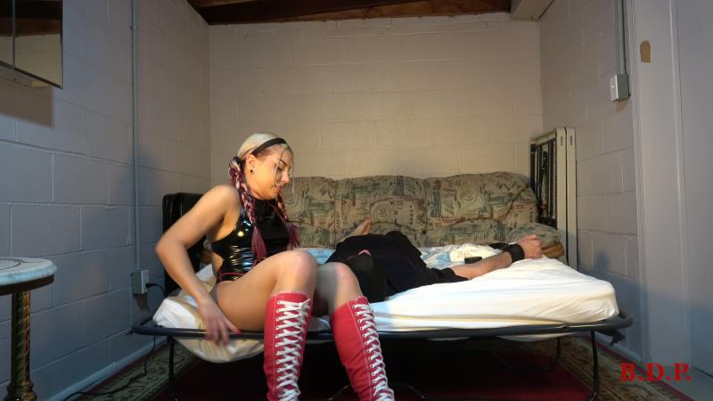 Bay Dojo Productions - Scissor Or Smother - Scarlet Web [4K 2160P]