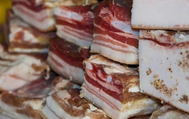 В Украине за год сало подорожало почти на четверть