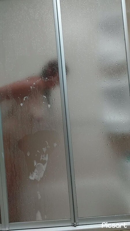 Softbrattypuppy - Schau zu, wie ich unter der dusche komme, ohne dass ich es mitbe... [FullHD 1080P]  (MyDirtyHobby)