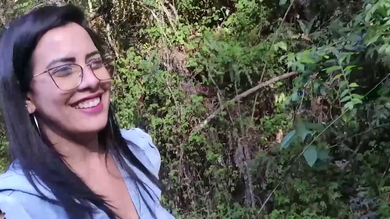 Stranger Invites Me To Smoke In ARVI Park And I End Up Myself In The Nature Of Medellin Kyleiellish (FullHD 1080p) - Onlyfans - [2025]