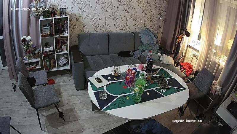 Voyeur-House - Mira Yeshua 69 Before 3Some 10.12.2025 [HD 720P]