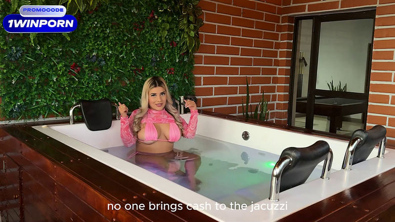 Colombiana Rubia De Tetas Grandes Se Aprovecha Del Tecnico Del Jacuzzi y Se Lo Folla  Naty Delgado Naty Delgado (Onlyfans) FullHD 1080p