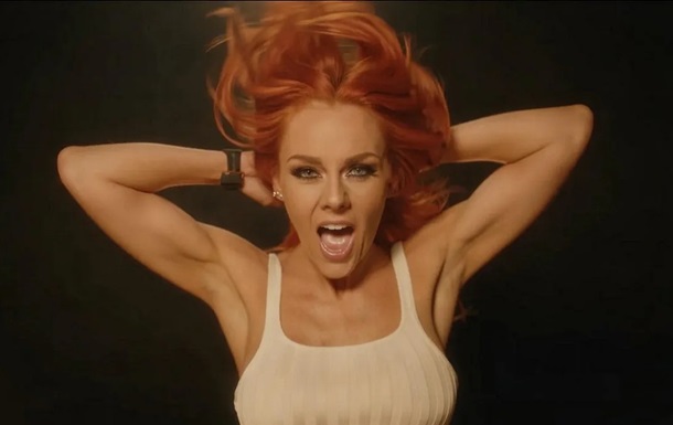 Елена Тополя после развода представила рок‑клип