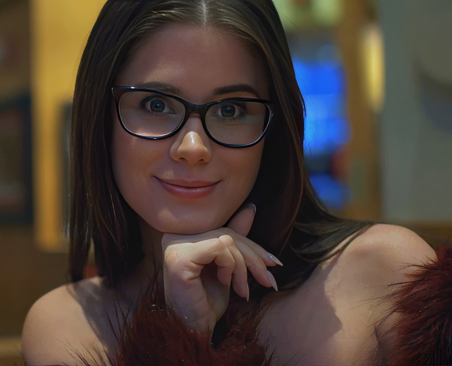 Caprice Today, The Beauty Is Meeting A Stranger At The Hotel For Anal Sex