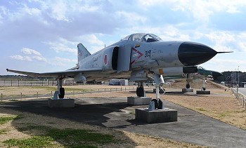 McDonnell Douglas F-4EJ KAI Phantom II Walk Around