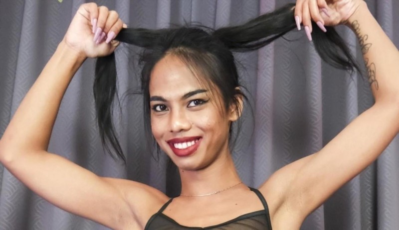 Naomi- Hey There Naomi - 1080p