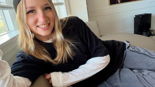 Abbie Sykes - Tomboy Best Friend Proves Shes Not Lesbian [FullHD 1080p]