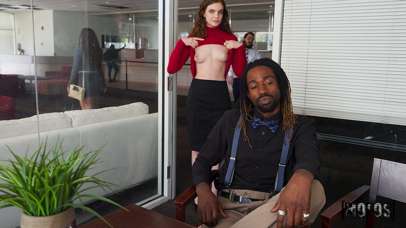 Marina Vaylor, Lucas Frost  Baddie Bank Teller (LetsPostIt/Mofos) FullHD 1080p