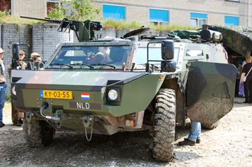 Fennek with Mortar Walk Around