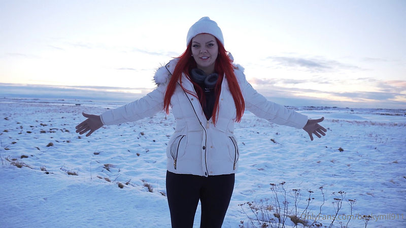 Rebecca Goodwin  Beckymil911   Rebecca Goodwin  Beckymils Slutty Xmas Part 1 (Onlyfans) FullHD 1080p