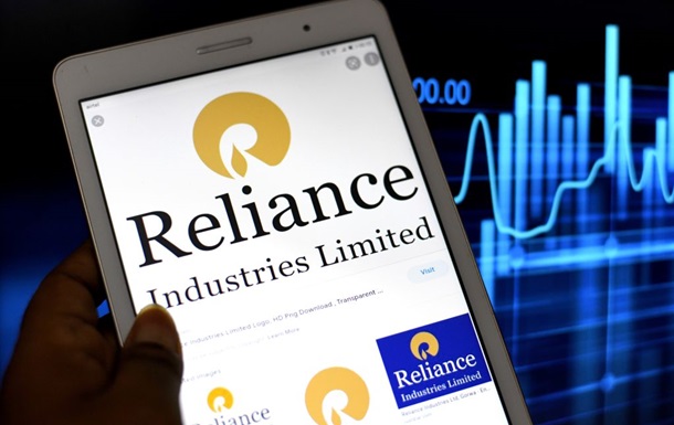 Крупнейший НПЗ Индии возобновил импорт нефти из России - СМИ