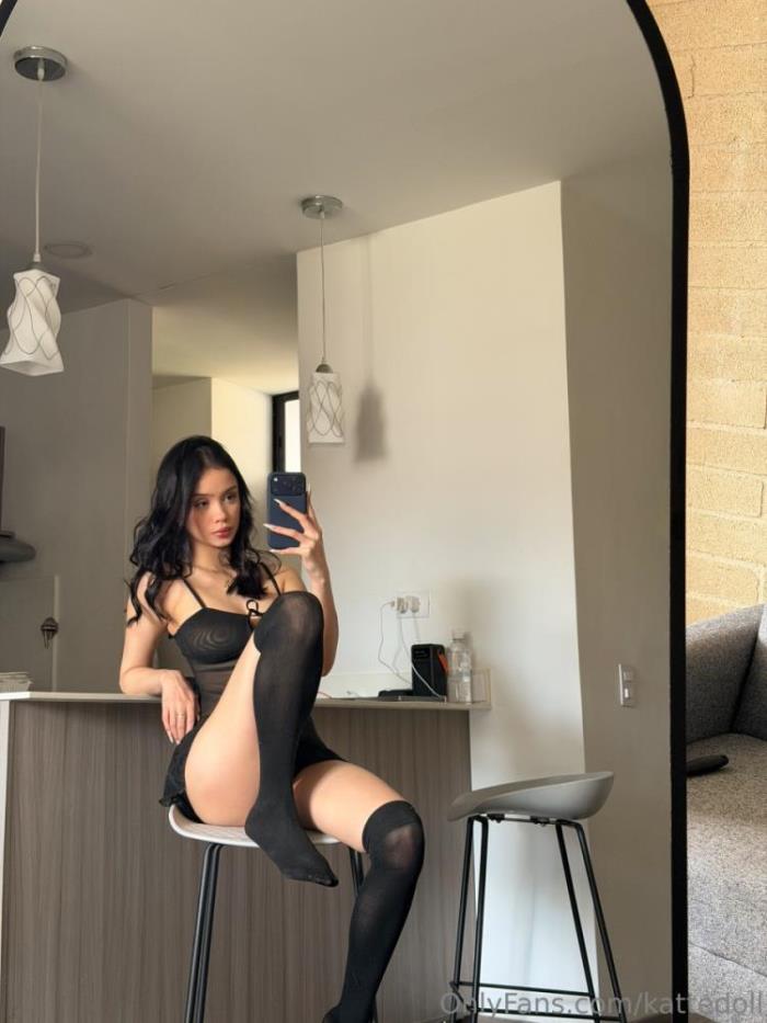 Kattedoll, Catawaiss - 3some - Share A Cock Sextape [FullHD 1080p]