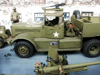 Diamond T 981 Walk Around