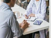 ВПО похилого віку та з інвалідністю отримуватимуть догляд удвічі довше