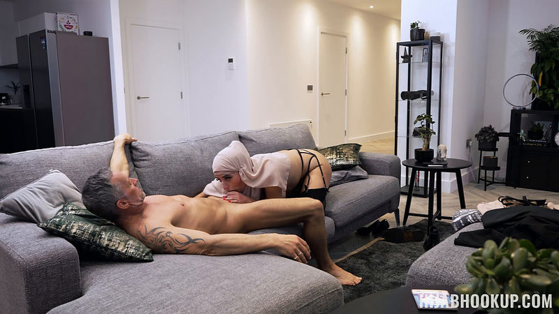 Pay Your Husband�s Dues : Aaliyah Yasin (HijabHookup/TeamSkeet) FullHD 1080p