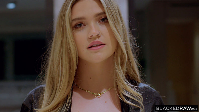 Angie Faith  Stacked Blonde Angie Takes Every Inch Of His BBC (BlackedRaw) HD 720p