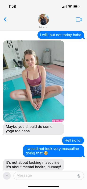 Sextory18 - Sexting my mom AI Porn