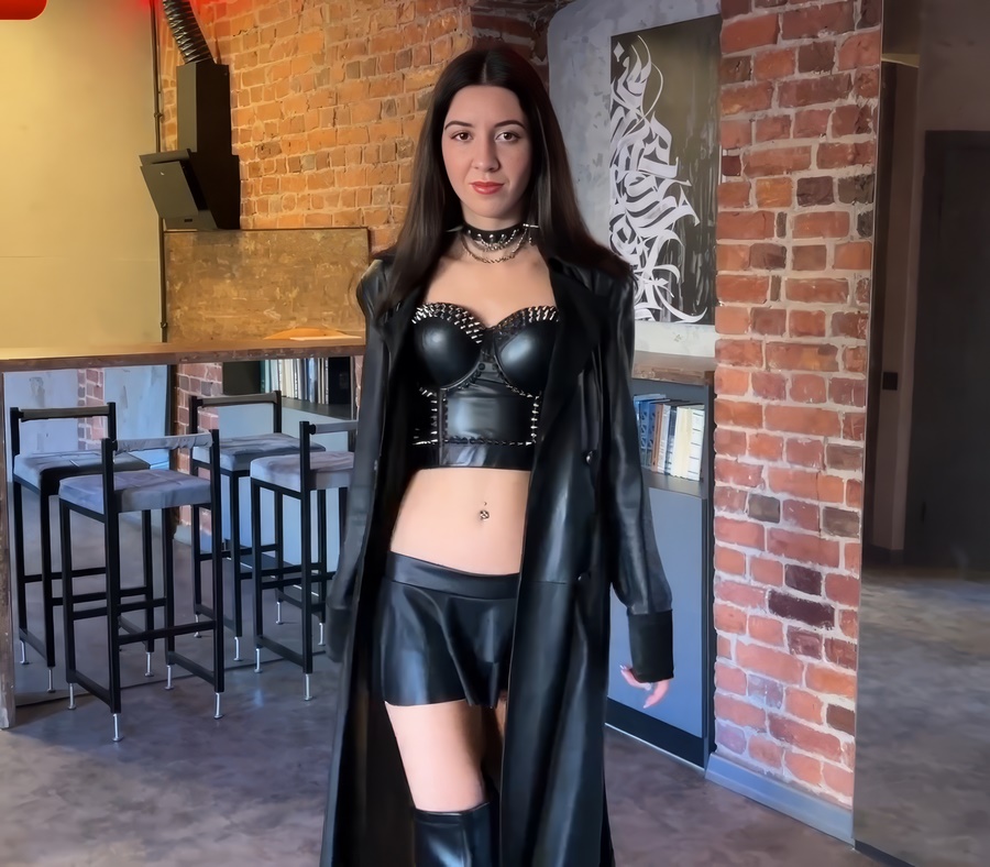 Katty West Public Pickup Rock Girl And Fuck Her