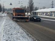 Ежедневно снег в Киеве убирают 300 единиц спецтехники