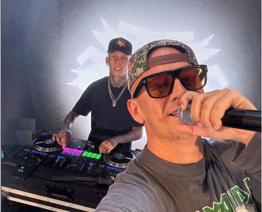 «Гарний будинок»: Потап в США показав нібито своє житло з басейном