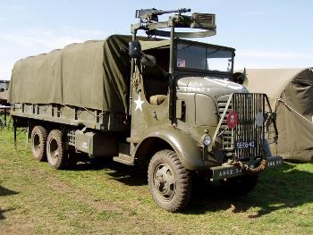 GMC AFKWX353 Truck 2,5-ton, 6x6 Walk Around