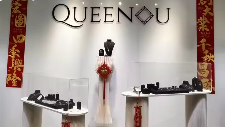 [Obrazek: d72cd2b05df2ac678d8e0833e50b91ff.avif]