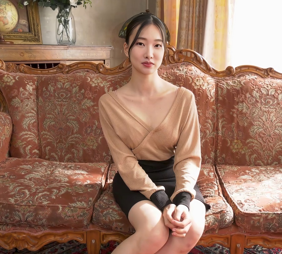 Saki Konno A Beautiful Japanese Girl Who Likes Fuck With Older Men