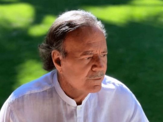 Хуліо Іглесіас відповів на звинувачення у сексуалізованому насильстві