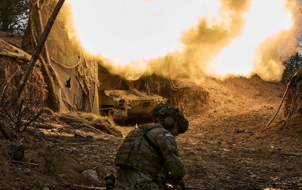 Интенсивность боев растет: ГШ назвал горячие точки