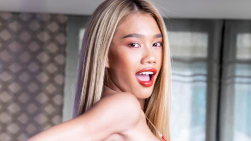 Coco - Xmas Special: Beautiful Coco! [UltraHD 4K, 2160p] [Tgirls.XXX]