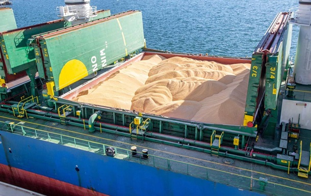 По морскому коридору экспортировано 100 млн тонн зерна - Кулеба
