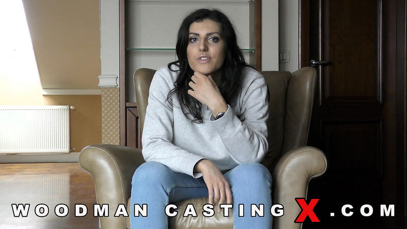 LAURE ZECCHI  : CASTING UPDATED (WoodmanCastingX) FullHD 1080p