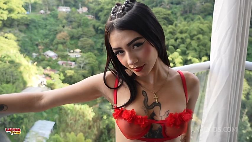 Jade Smith - 18 Year Old Debut Tries Anal With Huge Porn Producer Cock First Time Latina Porn Casting Cum Facial