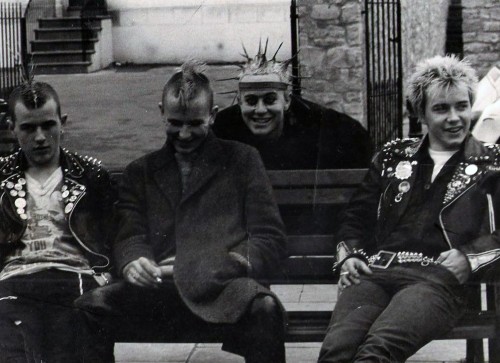 (punk) [2x7"] [24/96] Chaos U.K. - Burning...