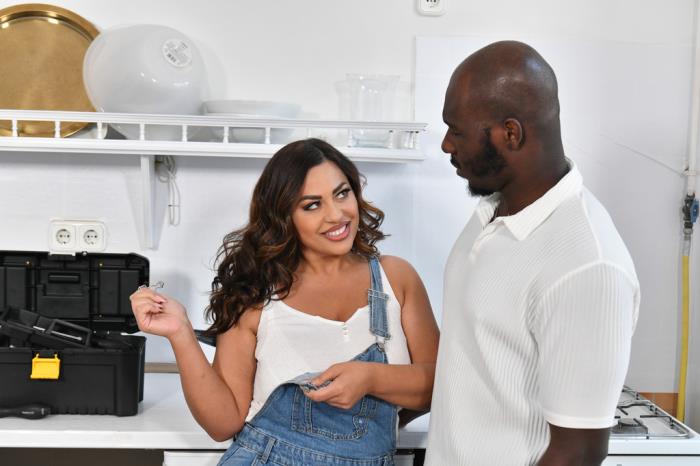 Coco Rains - Rampant Repairwoman Coco Rains Squirts During Intense Interracial Sex Session GP3386 [SD 480p]