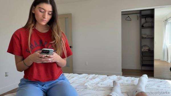 Aubry Babcock - Perfect Girl Escapes The Friend Zone [FullHD 1080p]