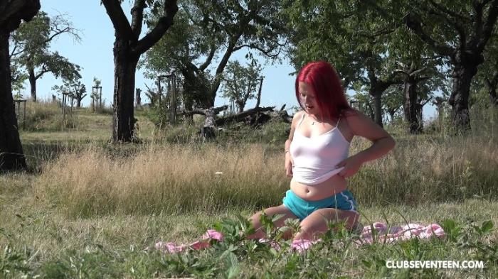 Tiffany Love - Fingering Is Like Music For My Pussy [FullHD 1080p]