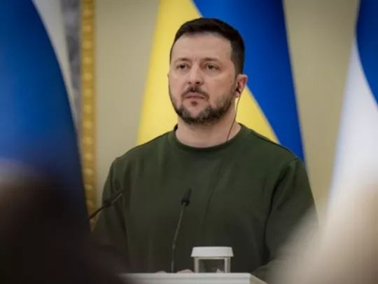 Зеленський обіцяє контрактну армію та високі зарплати для тих, хто ризикує життям