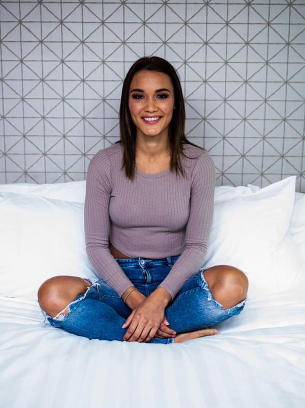 20 Years Old - 20 Years Old / E472 [UltraHD 4K 2304p]