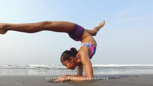 [Image: c0cf4cdd1385ae75623ed91f442af439.jpeg]