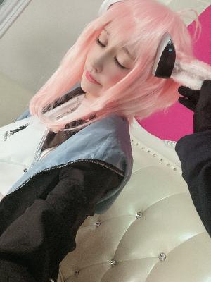 [Image: _a54314cd25bb4c96f3457772d892f310.jpeg]