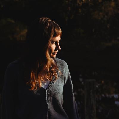 Isabel Rumble - Hold Everything Lightly (2025) [FLAC 16B-44.1kHz]