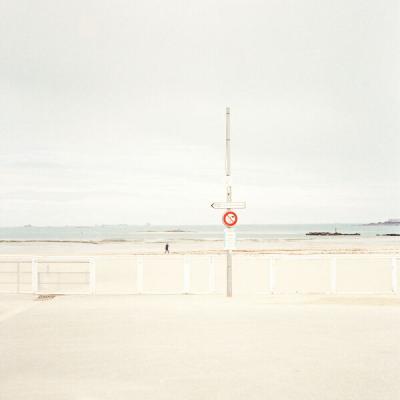 Daou - Blue Ghost (2025) [FLAC 24B-44.1kHz]