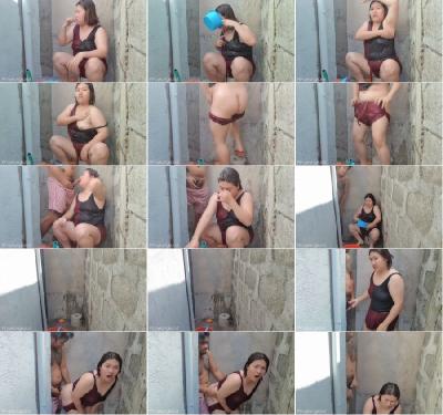 Filipina Taking a Bath Outside The House Got Fuck PinoyKangkarot (261 MB)